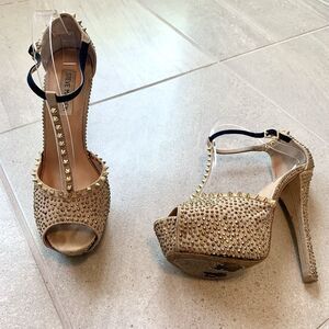 Ultra High Platform Tan Rhinestone Peep Toe Heels Size 9 Steve Madden